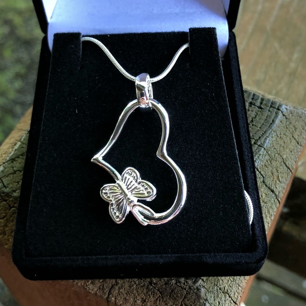 STERLING SILVER BUTTERFLY HEART - Picture 3 of 7
